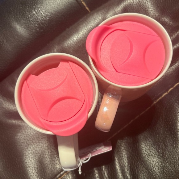 Barbie Ceramic Travel Mugs w/ Lids Bundle New - Picture 5 of 7